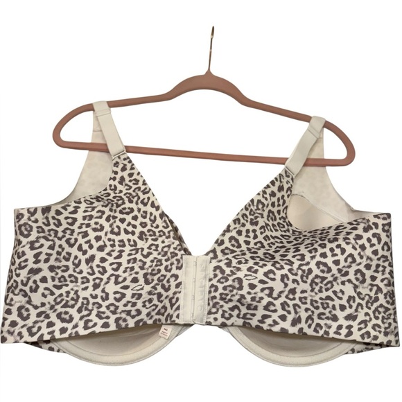 Cacique Totally Smooth Lightly Lined Balconette - Picture 3 of 7